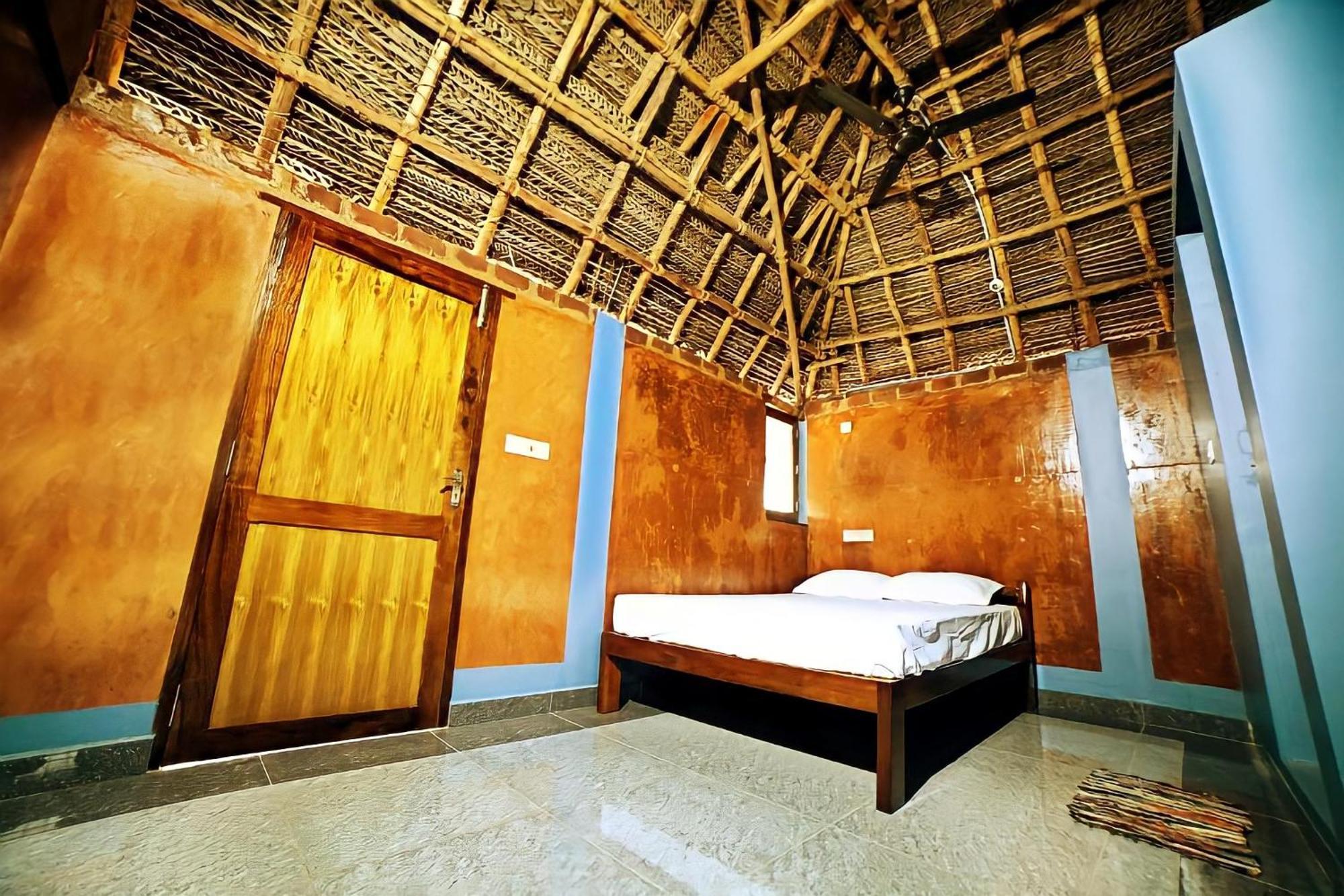 Time Travellers Farmstay Auroville Exterior foto